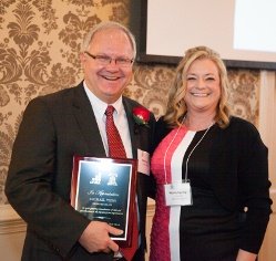 Michael Viens Accepts Philadelphia Chapter CFMA Associate Member of Year Award